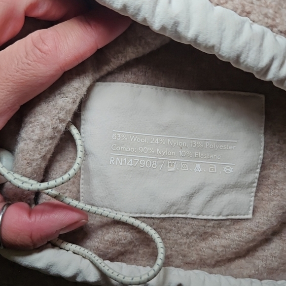 Outdoor Voices Womens Megafleece Tan Snap Up Warm Hoodie M - Picture 11 of 13